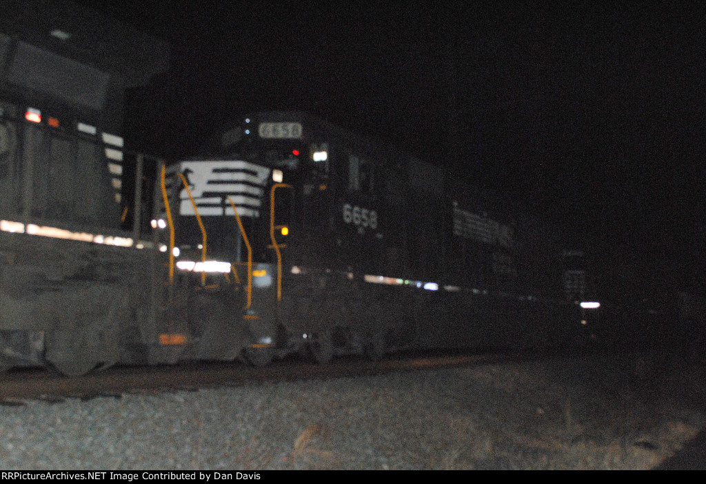 NS SD60 6658 on 21Q